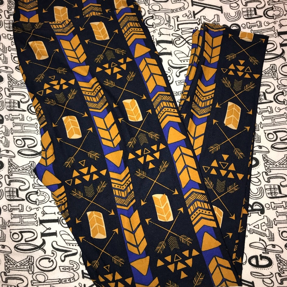 EUC Tribal Lularoe TC Leggings